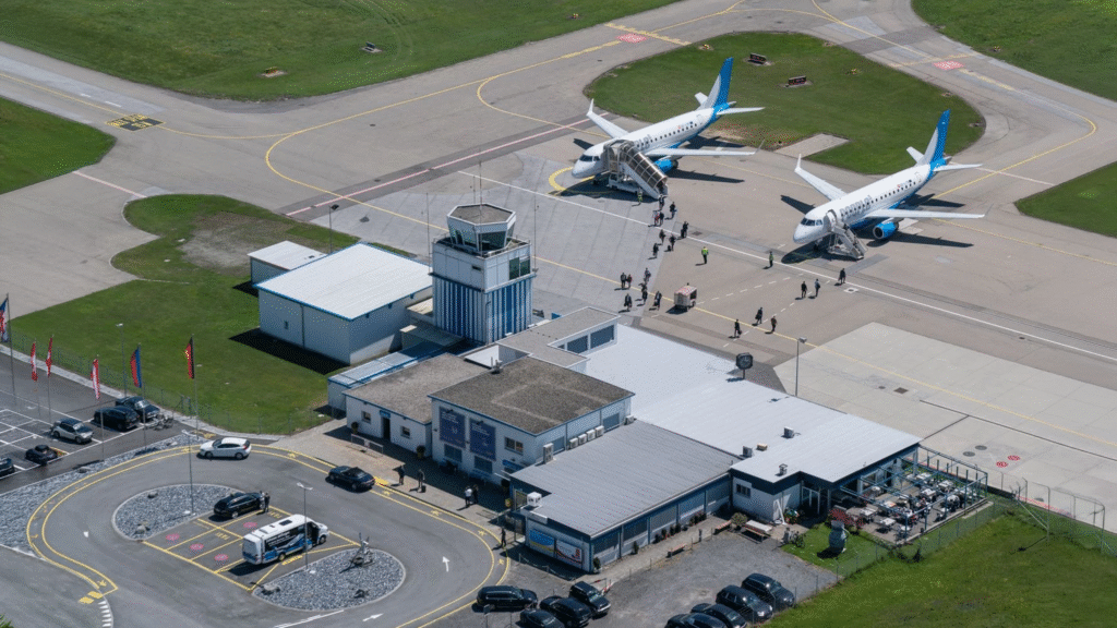 Executive on-demand transfers from Warth airport